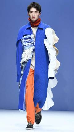 2021大學生時裝周服裝設計畢業(yè)作品發(fā)布-Day4 多元院校創(chuàng)意交融